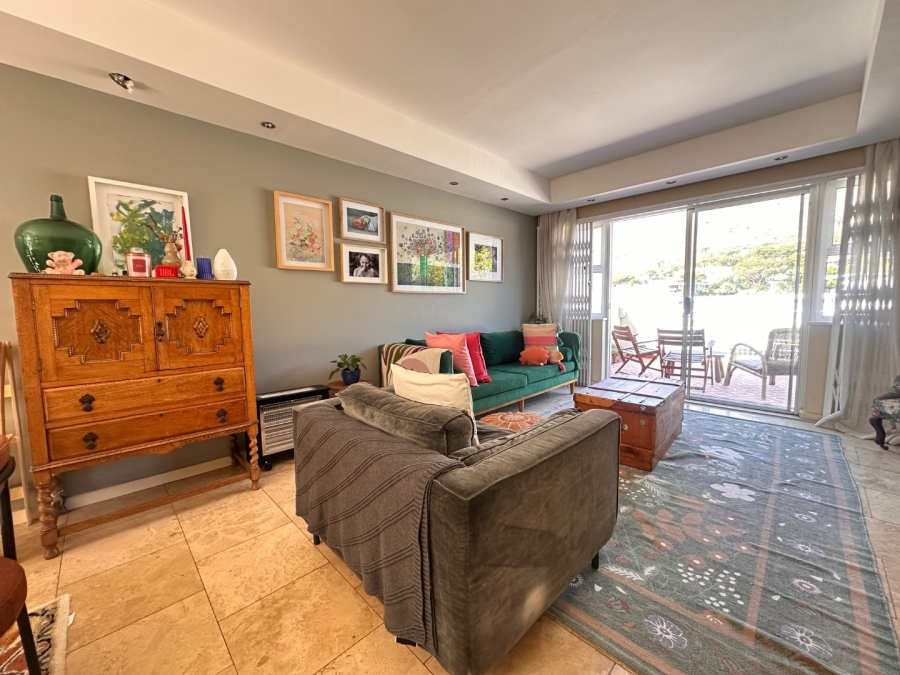 To Let 3 Bedroom Property for Rent in Higgovale Western Cape